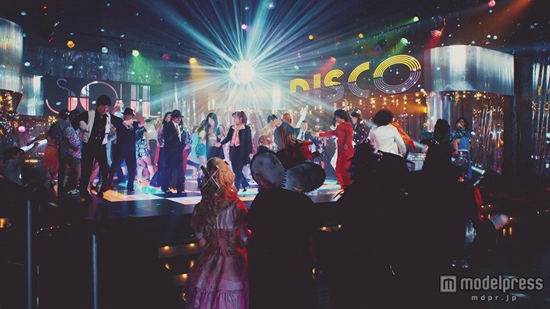 AKB48「ハロウィン・ナイト」MVより