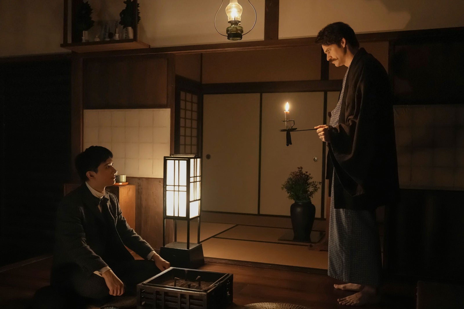 吉沢亮、トミー・バストウ「ばけばけ」第88話（C）NHK