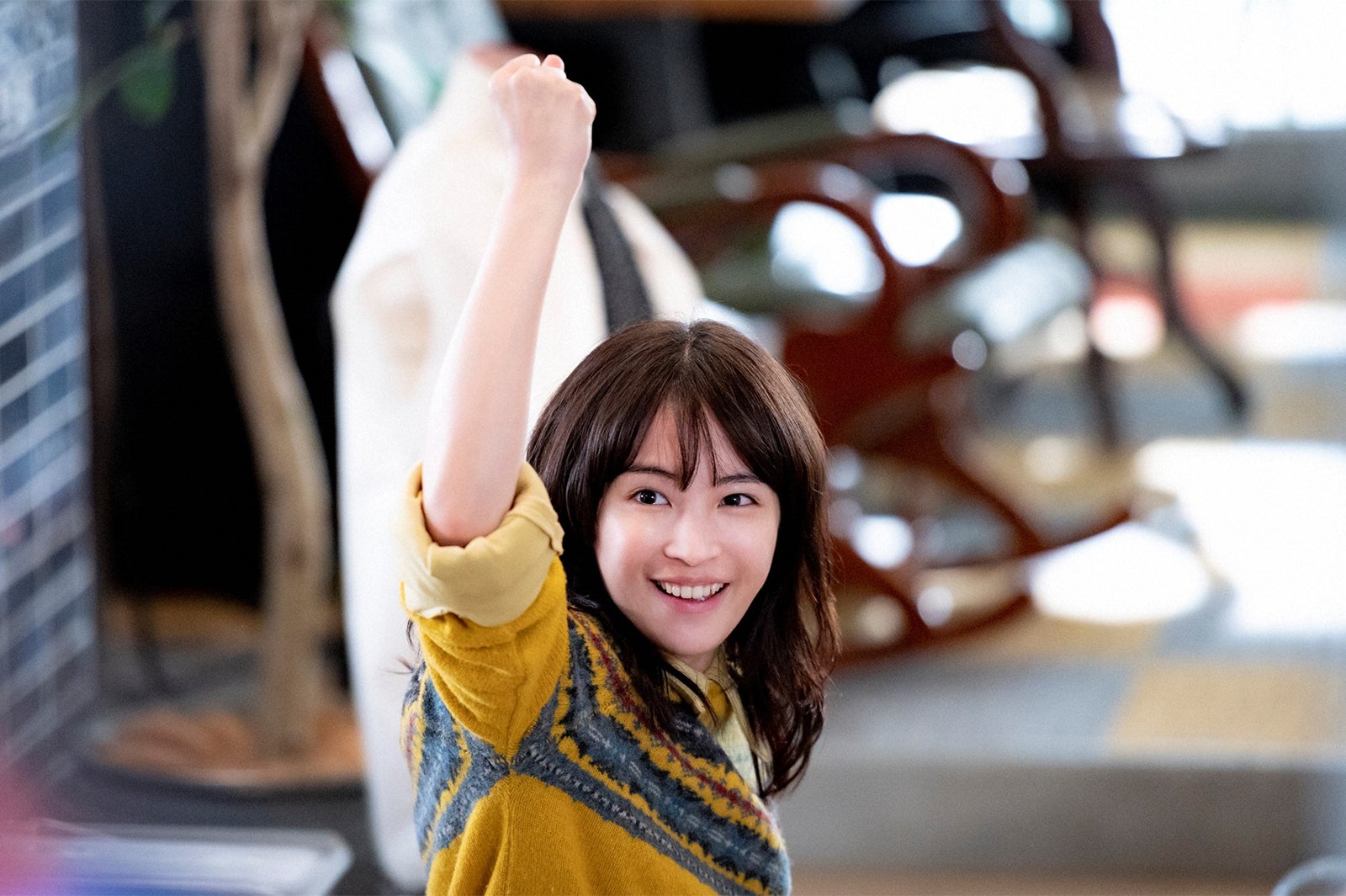 広瀬すず／「夕暮れに、手をつなぐ」第5話より（C）TBS