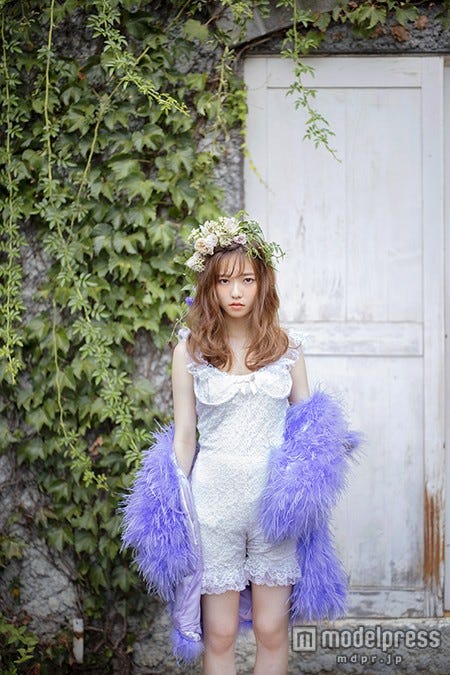 ファッションブック『島崎遥香 ぱるるのすべて(仮)』/画像提供:主婦と生活社
