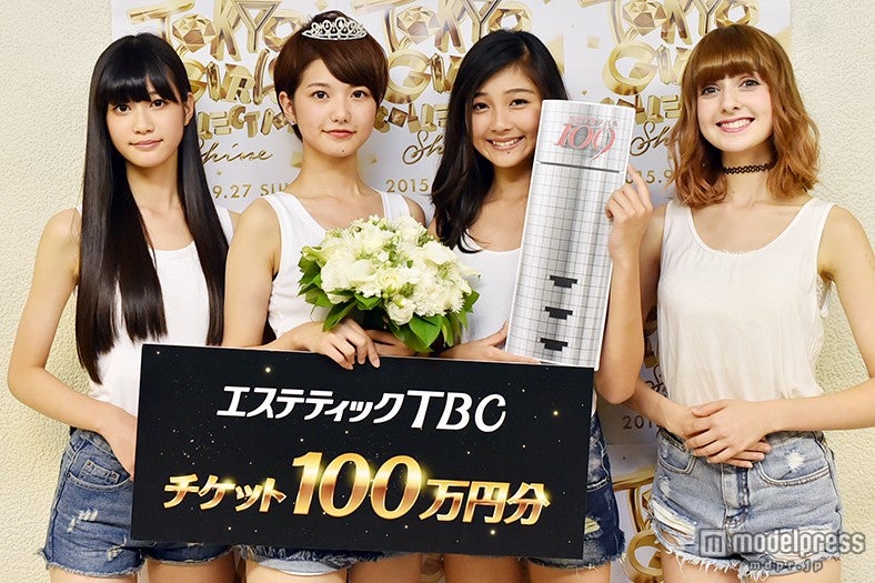 生見愛瑠さん、塗木莉緒さん、涼海花音さん、カストロ ナタリアさん