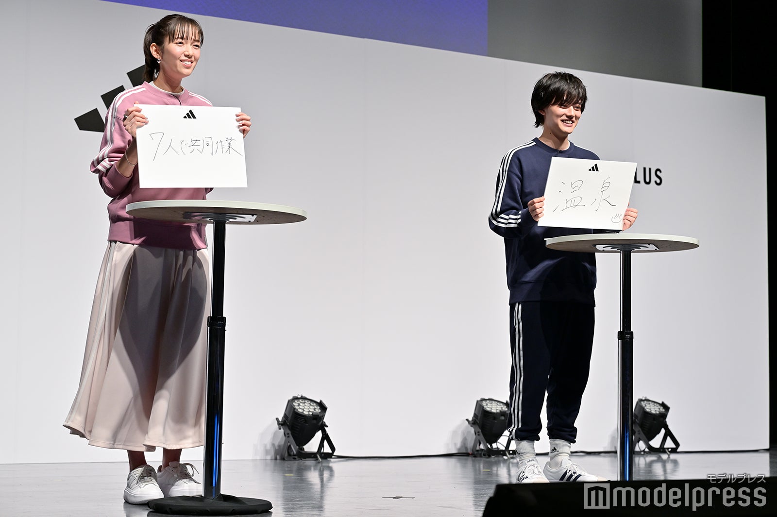 佐藤栞里、櫻井海音（C）モデルプレス