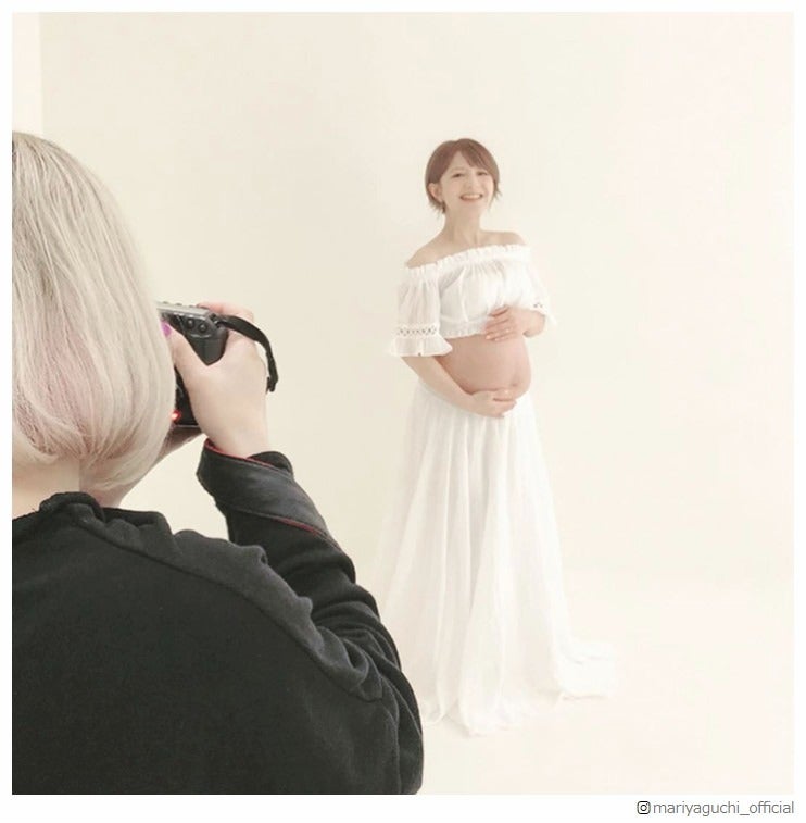 矢口真里、ふっくらお腹のマタニティフォトに反響 
