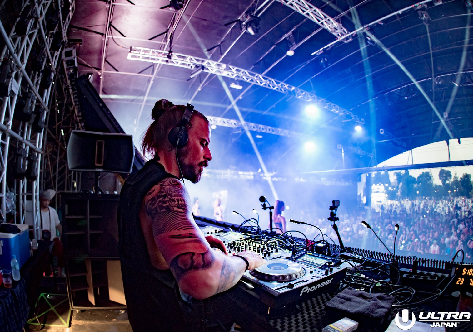 ART DEPARTMENT（C）ULTRA JAPAN 2016