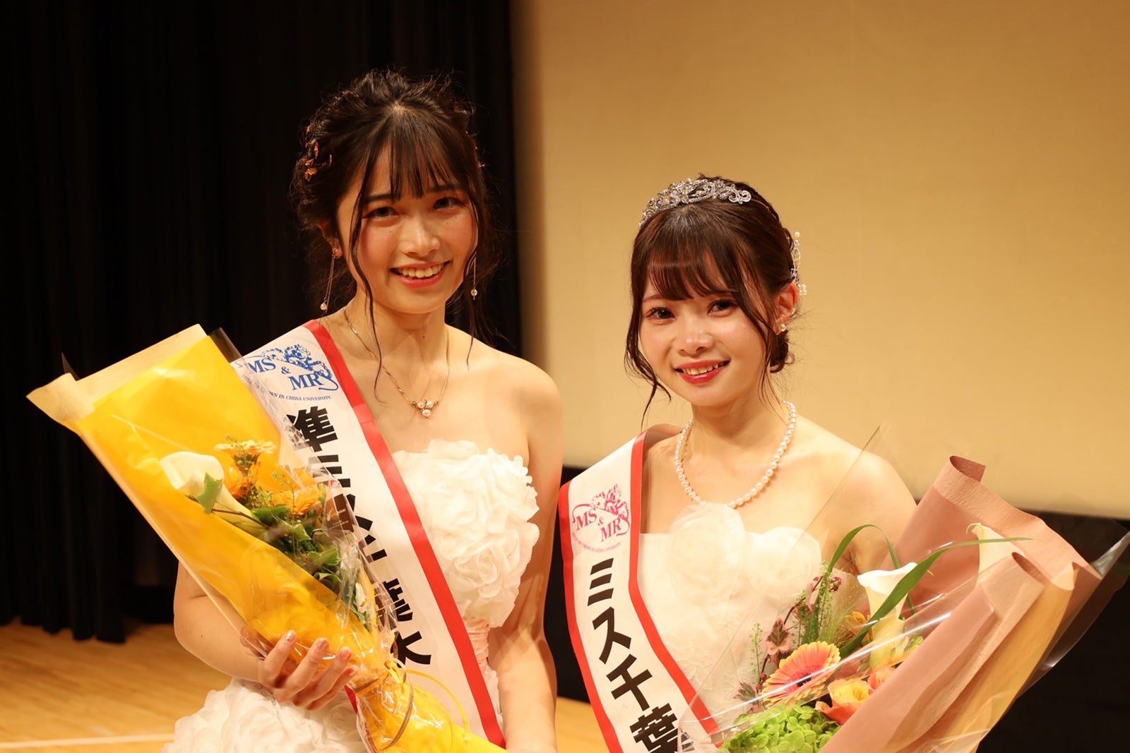 「ミス千葉大」準グランプリの田中稀乃香さん、「ミス千葉大」グランプリの宮崎ゆあはさん（提供写真）