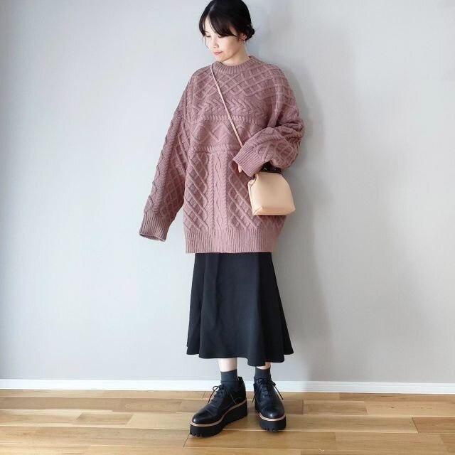 黒スカートコーデ 冬におすすめの大人の黒スカートコーデ