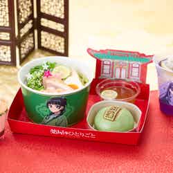 (左)猫猫の莓杏仁豆腐 黄桃添え (中)猫猫の彩りスダチ冷麺コンボ (右)壬氏のライチ香るシトラスドリンク/画像提供:ユニバーサル・スタジオ・ジャパン