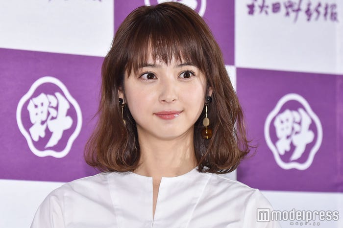 佐々木希 (C)モデルプレス