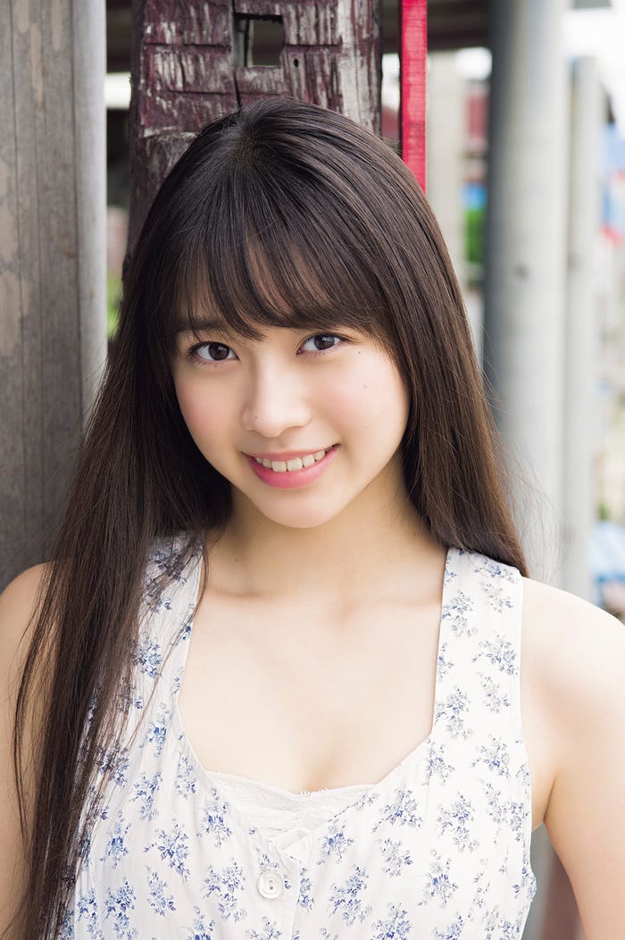 牧野真莉愛(写真提供:講談社)