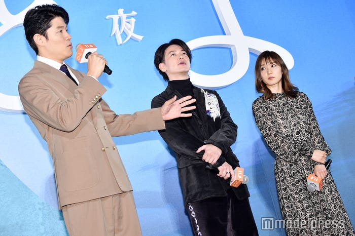 鈴木亮平、佐藤健、松岡茉優(C)モデルプレス