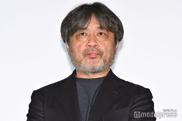 岸善幸監督(C)モデルプレス