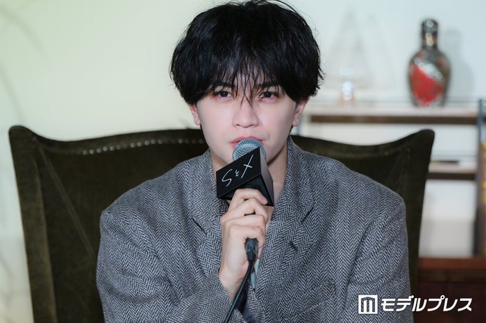 中島健人、新木優子とシール交換失敗「僕のしずくちゃんが泣いてました」互いの印象も語る【Netflixシリーズ「SとX」】