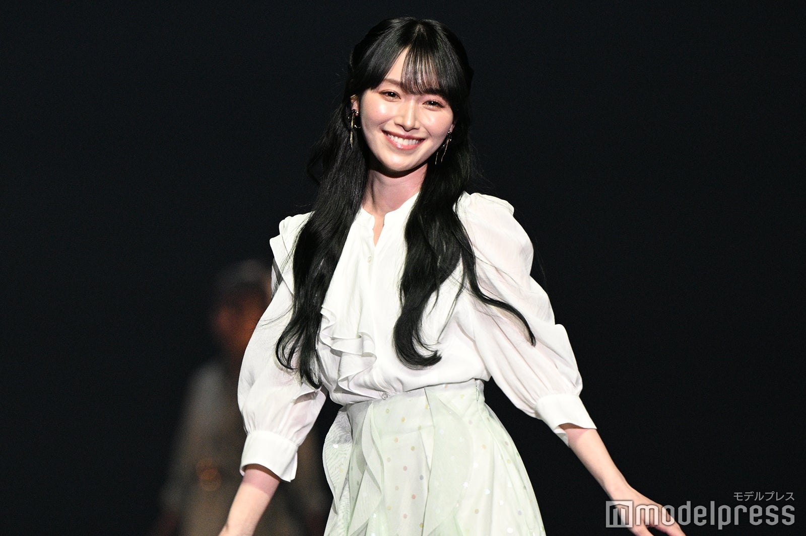 （C）モデルプレス