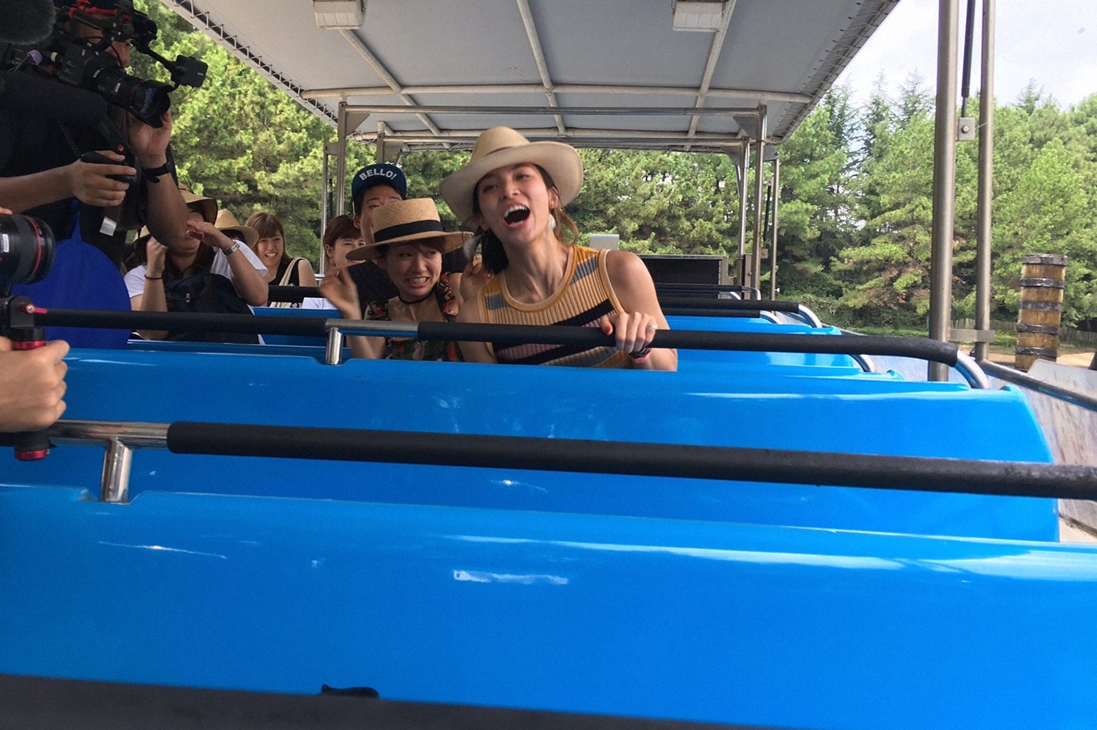 （左から）大島優子、秋元才加／画像提供：TBS