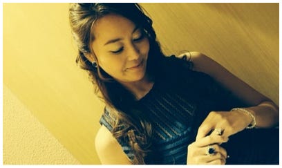 左手薬指には指輪も/観月ありさオフィシャルブログ(Ameba)より