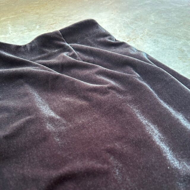 GUベロアナローマキシスカートの生地感