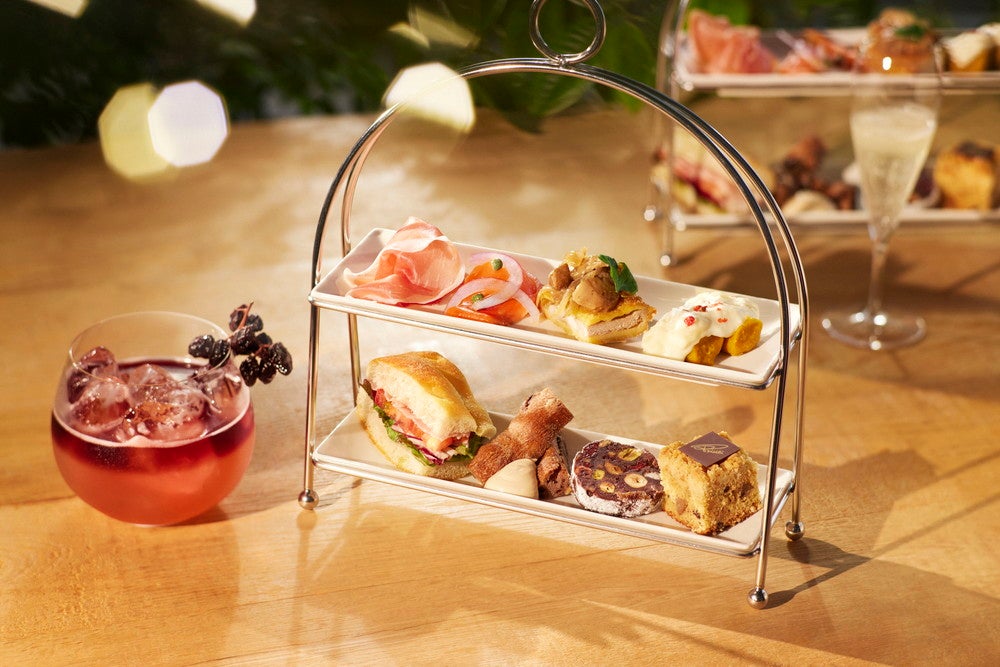 ロースタリー ピアッティーニ フライト サグラ￥3,520（店内利用のみ）販売時間：16:00～、18:00～、20:00～（入替制）※なくなり次第終了／画像提供：スターバックス コーヒー ジャパン