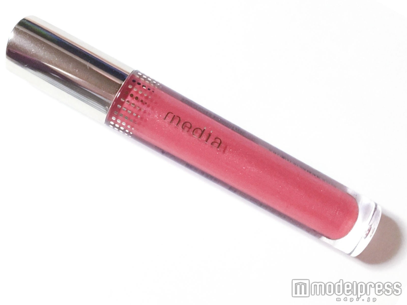 グロスと口紅のいいとこ取り！／写真：るん（C）モデルプレス