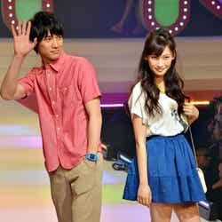 (左から)福士蒼汰、大政絢