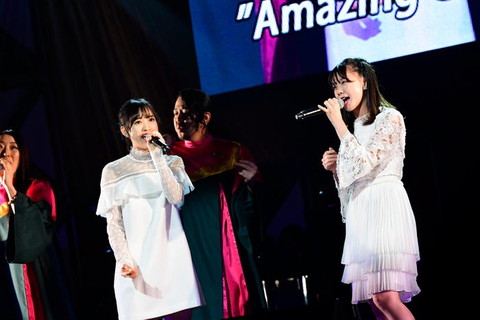 歌田初夏、立仙愛理「第8回 AKB48紅白対抗歌合戦」(C)AKS