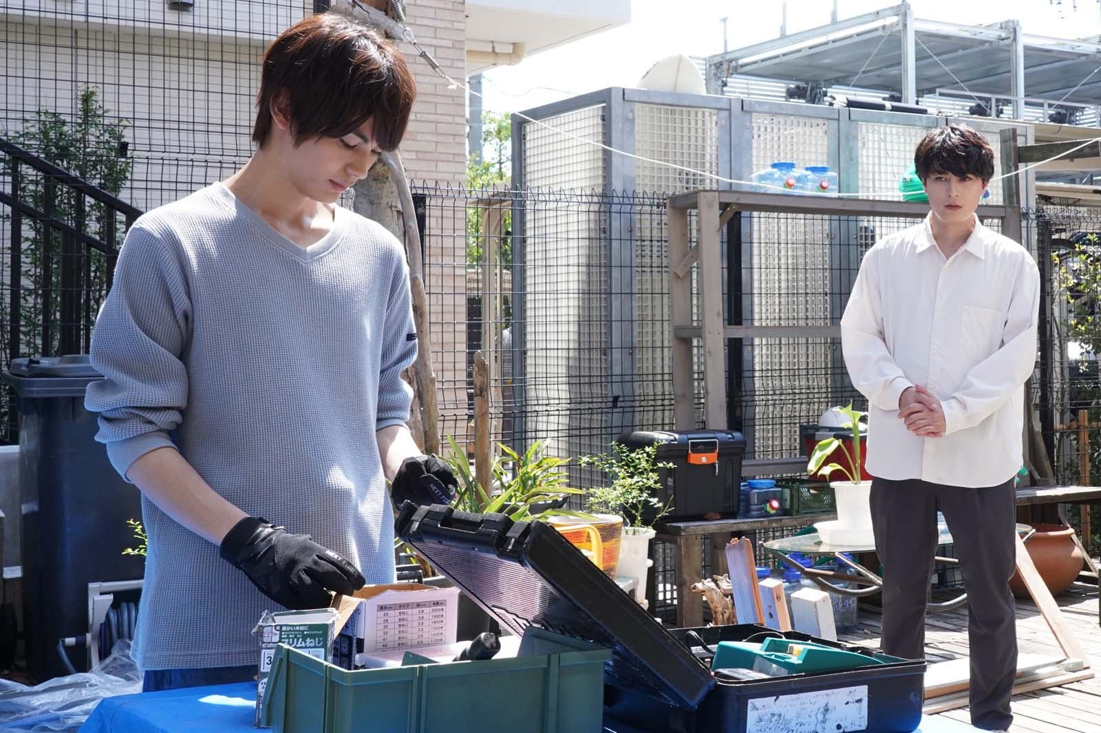 神尾楓珠、間宮祥太朗「真夏のシンデレラ」第4話より（C）フジテレビ