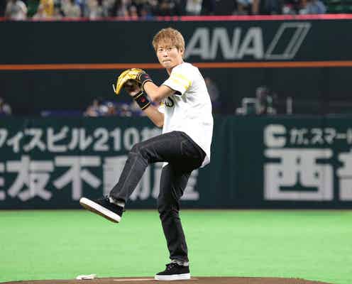 EXILE黒木啓司、初始球式で会場沸かす 特注プレゼントに感激