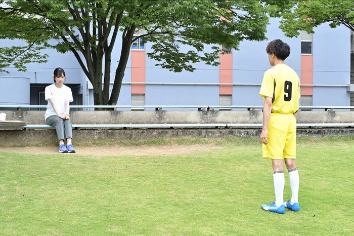 小栗有以、松本怜生(C)「パパとムスメの7日間」製作委員会