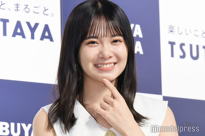 山崎夢羽(C)モデルプレス