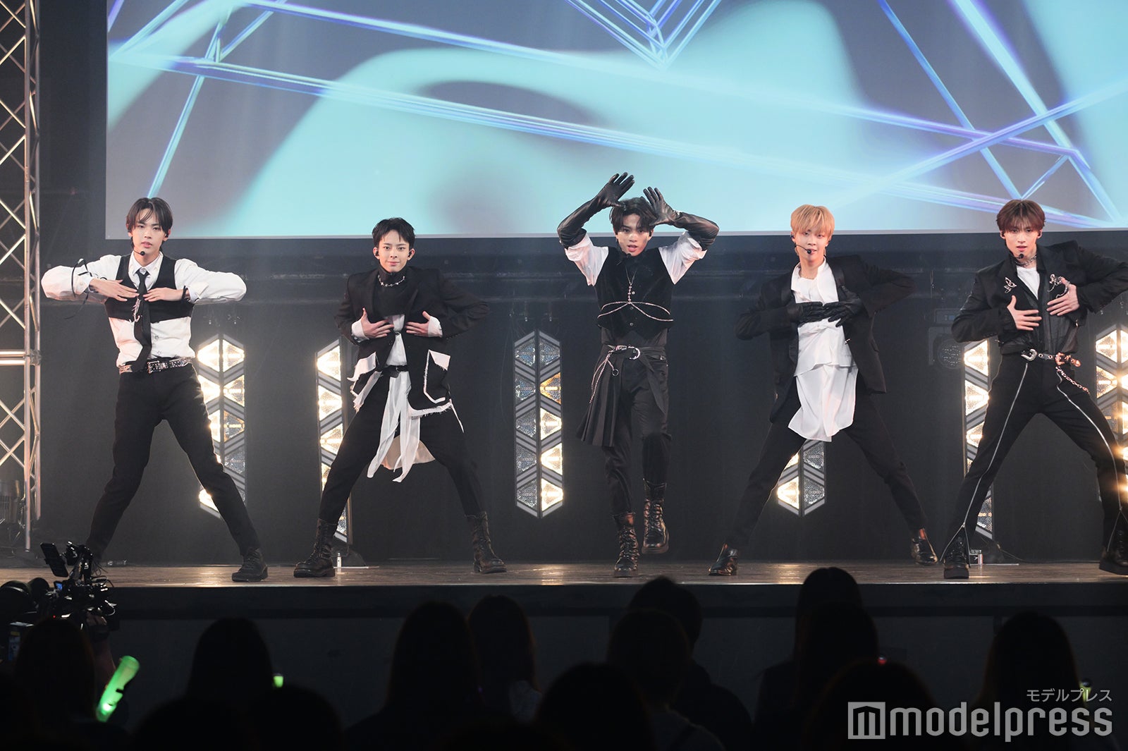 TORINNER（C）モデルプレス