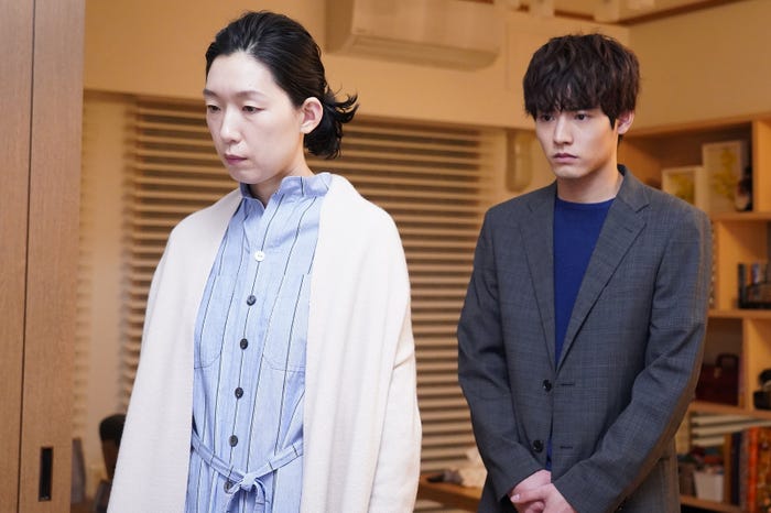 江口のりこ、赤楚衛二 「SUPER RICH」より(C)カンテレ・フジテレビ