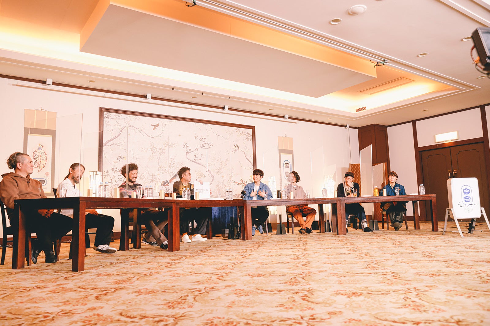 星野源「YP Live Streaming “宴会” 鳳凰篇」（C）TAICHI NISHIMAKI