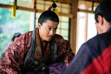「香川照之の息子！？」【豊臣兄弟】予告登場の美男子に騒然 179cm美形「所作が美しい」「爽やか」「ついに！」「大きくなった」 父とは雰囲気違うと話題