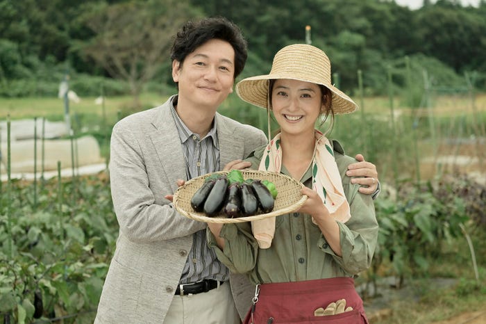 井浦新、佐々木希(C)テレビ朝日