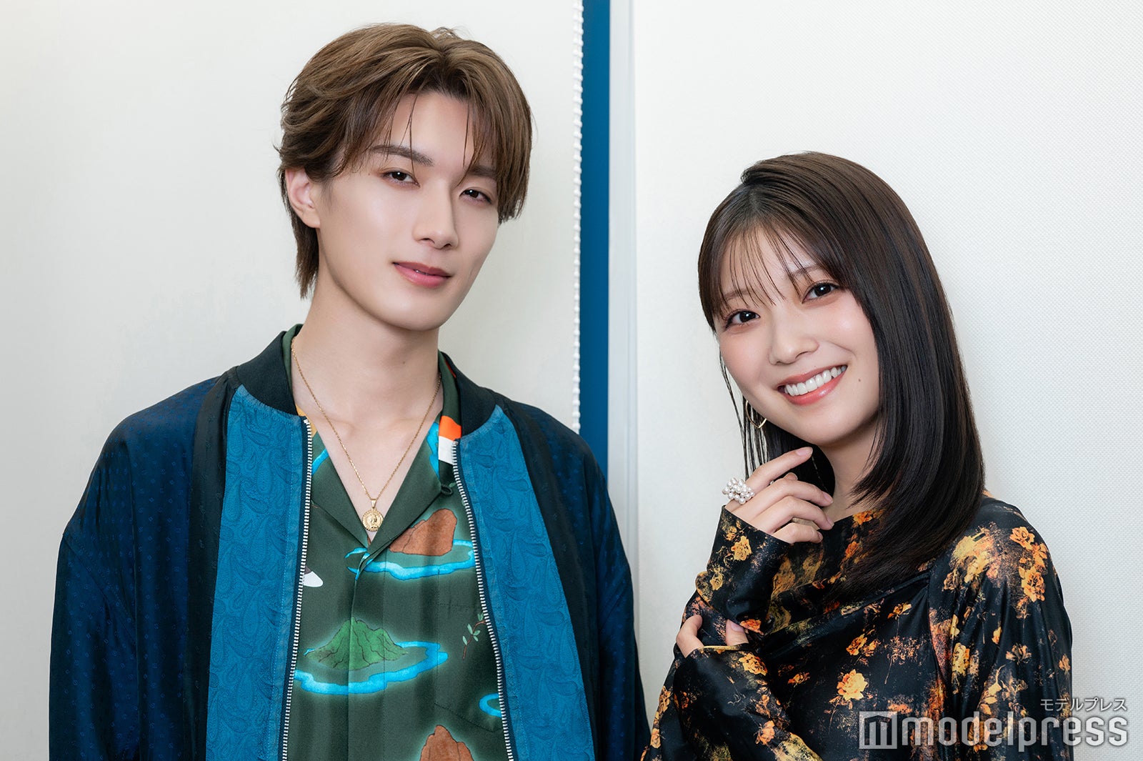 山中柔太朗、工藤美桜（C）モデルプレス