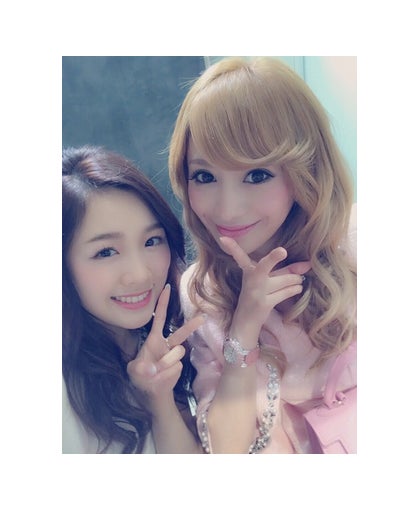 現役キャバ嬢モデル愛沢えみり、SKE48メンバーとの再会に歓喜