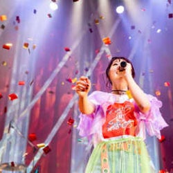 斉藤朱夏、夢のひとつだったソロライブを開催“この日を思い出せばどんなことも乗り越えられるはず”