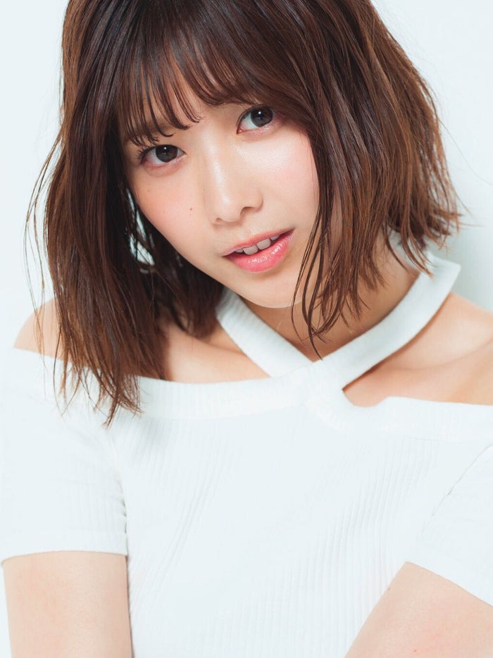 欅坂46のモデル美女・渡邉理佐、ヘルシー肌で魅了 意外な妄想癖も公開