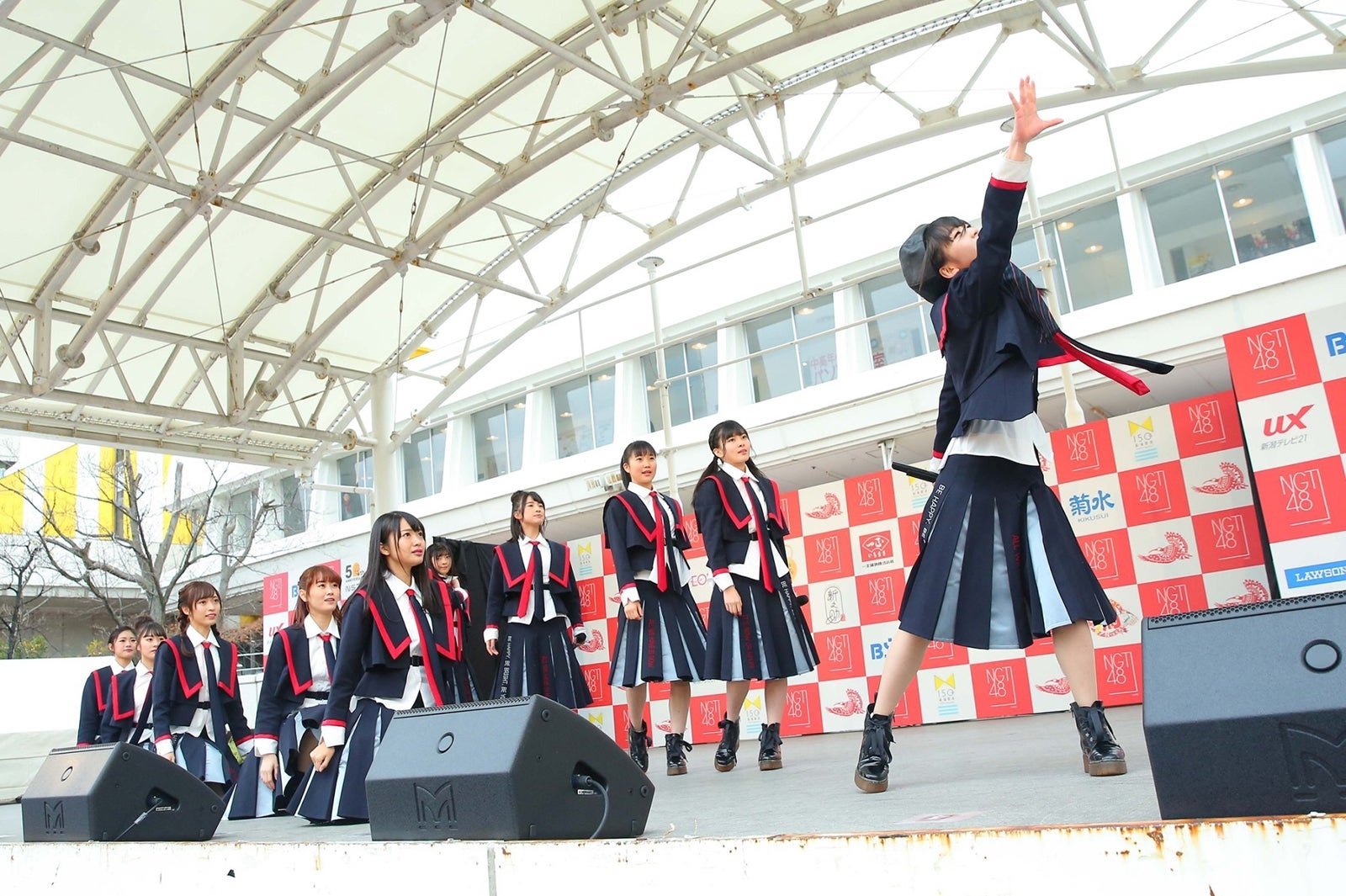 ミニライブの模様 （C）AKS