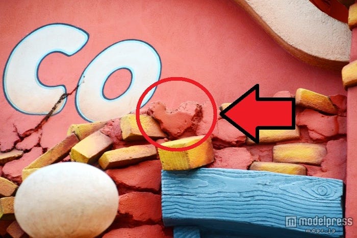 タイルがミッキーの形