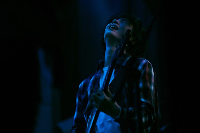 桜田通/LACTIC ACIDのライブカット(提供写真)