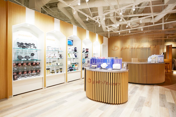 スポーツ・健康グッズ・サロンのファイテンショップ／画像提供：日本空港ビルデング