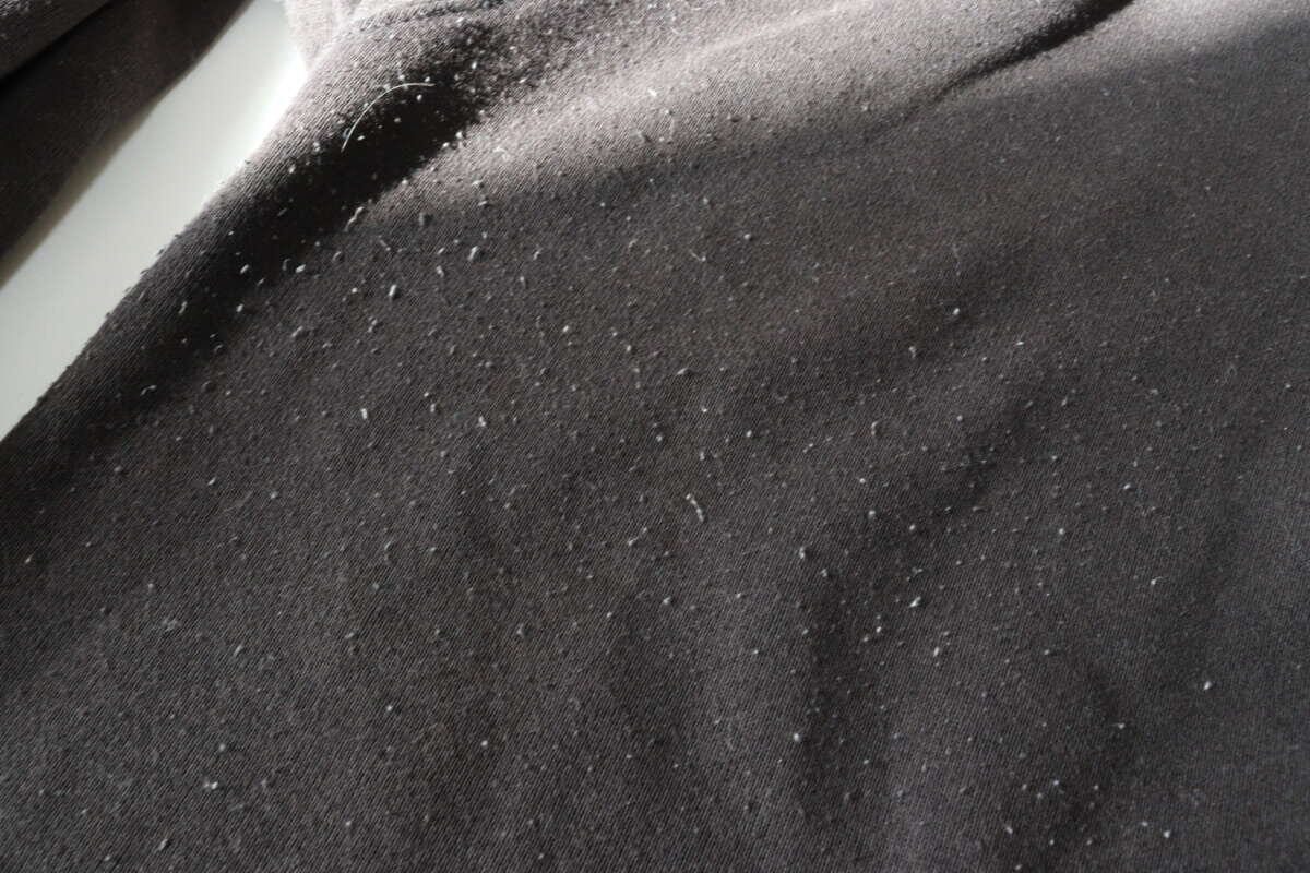 電動毛玉取り（スクエア、USB充電式）　使用前