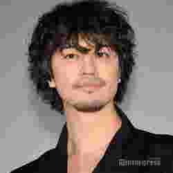 関ジャニ 錦戸亮 斎藤工の 贅沢すぎるbl にファン歓喜 盛大にニヤニヤ 天国かな モデルプレス 関ジャニ 錦戸亮 斎藤工の 贅沢すぎるbl にファン歓喜 盛大にニヤニヤ 天国かな モデルプレス