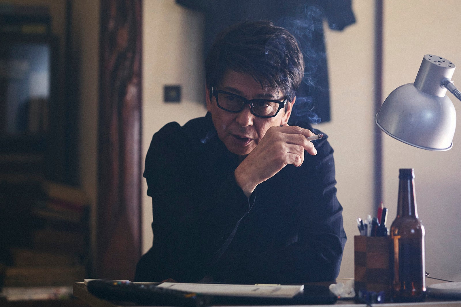 哀川翔「Qrosの女」第7話（C）「Qrosの女」製作委員会