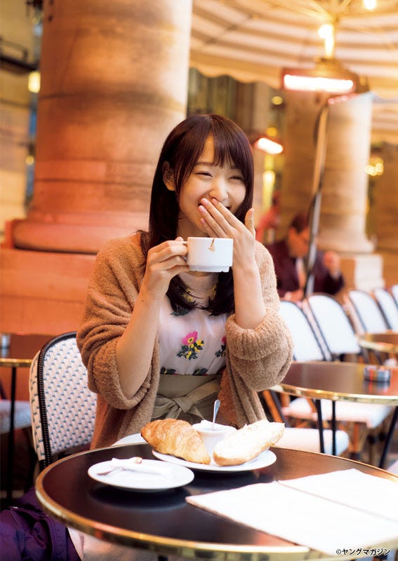 菅井友香(C)LUCKMAN/ヤングマガジン