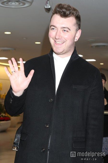 グラミー4冠のサム・スミス、初来日でファンサービス 感想を語る