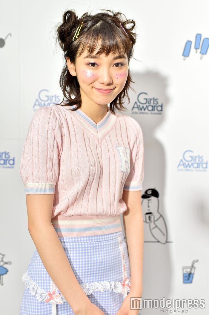 飯豊まりえ(C)モデルプレス