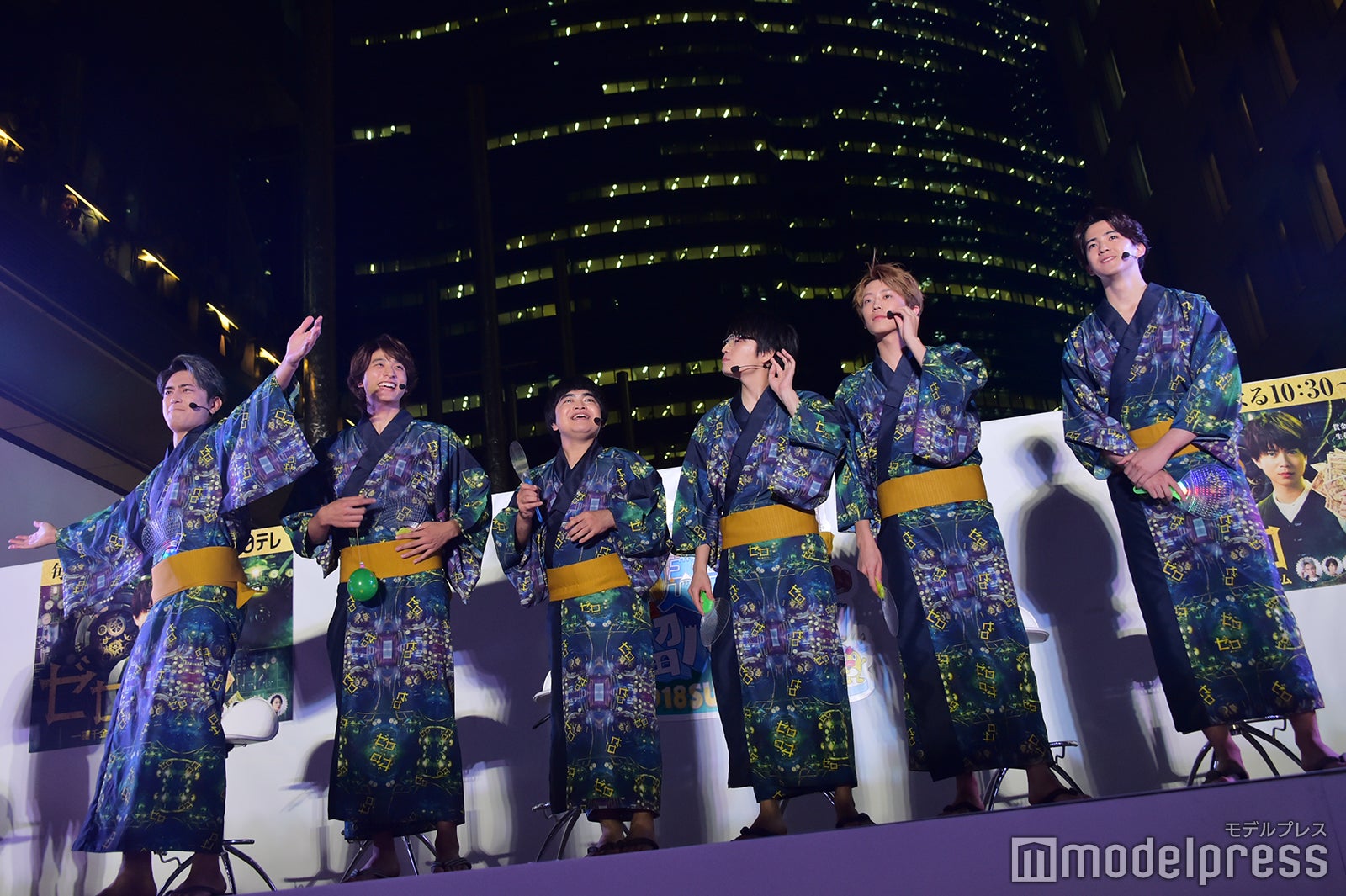 （左から）間宮祥太朗、小関裕太、加藤諒、岡山天音、杉野遥亮、甲斐翔真（C）モデルプレス