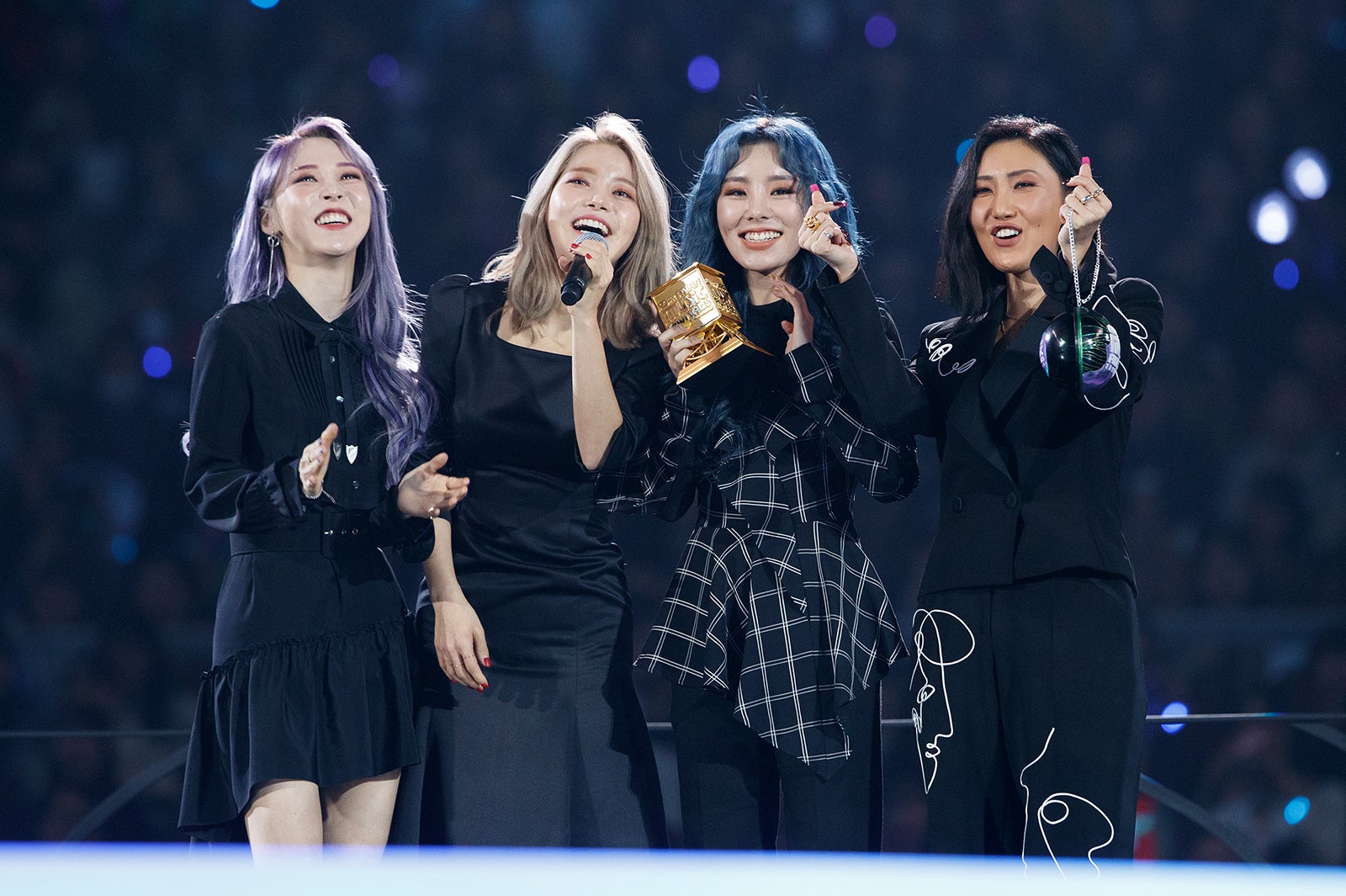 「2019MnetAsianMusicAwards(MAMA)」（C）CJENMCo.,Ltd,AllRightsReserved