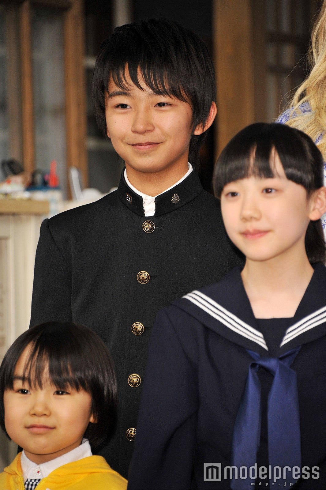 芦田愛菜 毒舌女子 は 楽しい セーラー服姿でシャーロットと対立 モデルプレス 芦田愛菜 毒舌女子 は 楽しい セーラー服姿でシャーロットと対立 モデルプレス